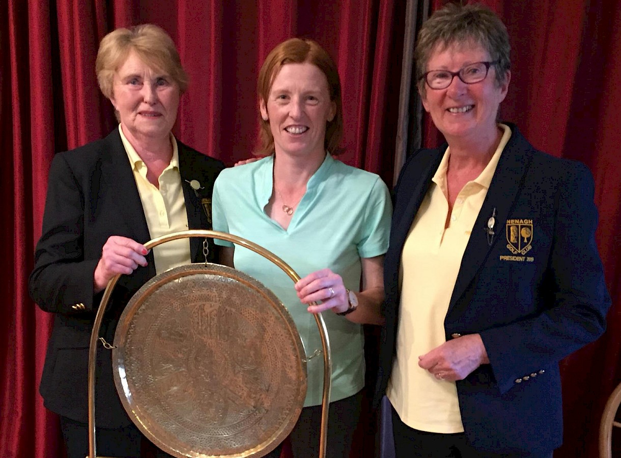 Deirdre Hughes recent winner of the Kit Renehan Trophy at Nenagh Golf Club. Pictured with Mary O’Shea( Lady Captain) and Toni Brophy(Lady President).